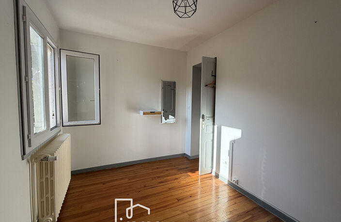 Maison T5 avec cour,jardinet et garage-EXCLUSIVITE- — photo 5