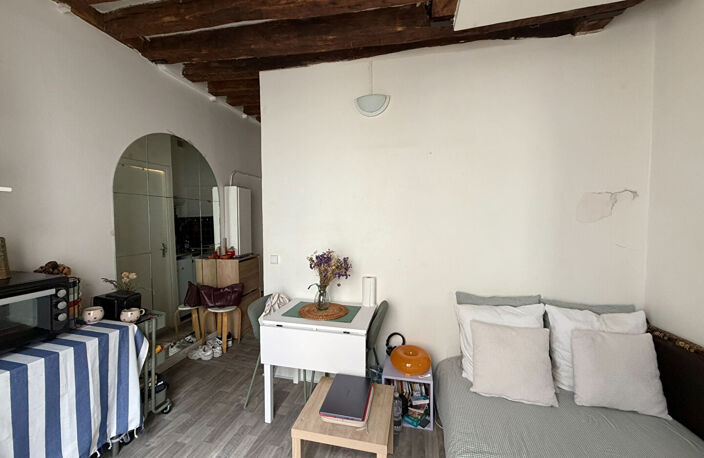 PARIS 2E - STUDIO 17,07 M² - VENDU LOUÉ — photo 2