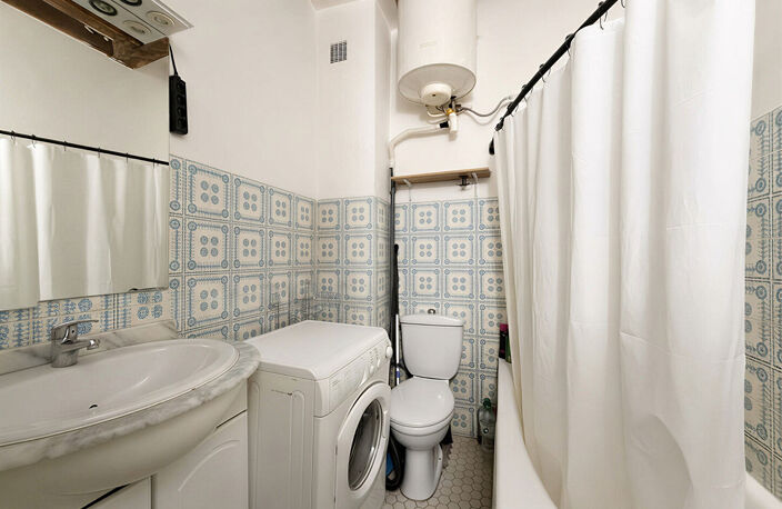 PARIS 2E - STUDIO 17,07 M² - VENDU LOUÉ — photo 3
