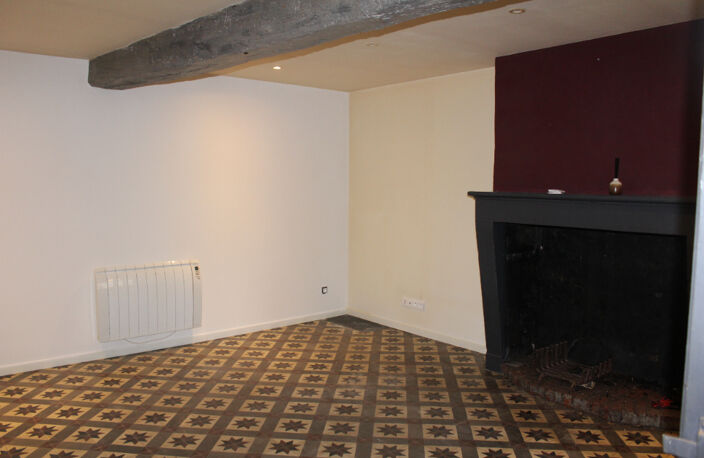 FLEYS, appartement F3 BIS — photo 3
