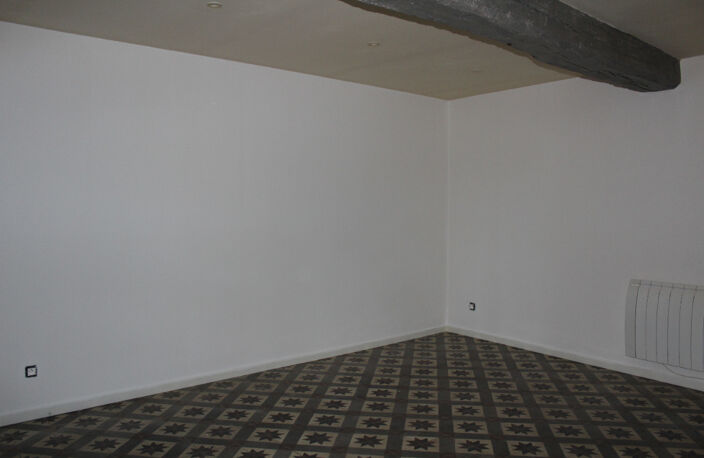 FLEYS, appartement F3 BIS — photo 4