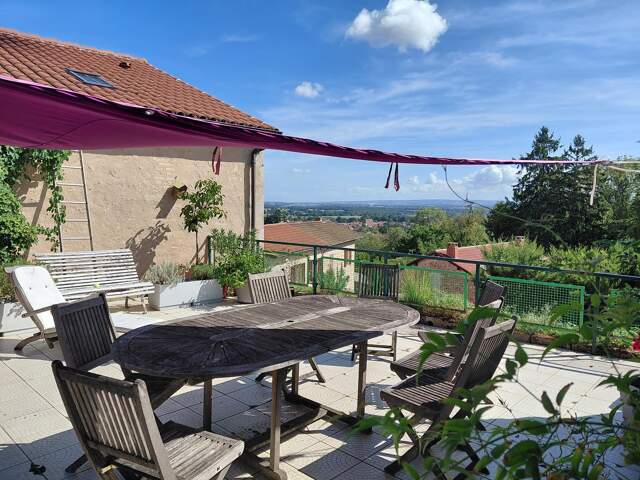 Maison 5 pièces 131 m² à Le Crozet — photo du bien
