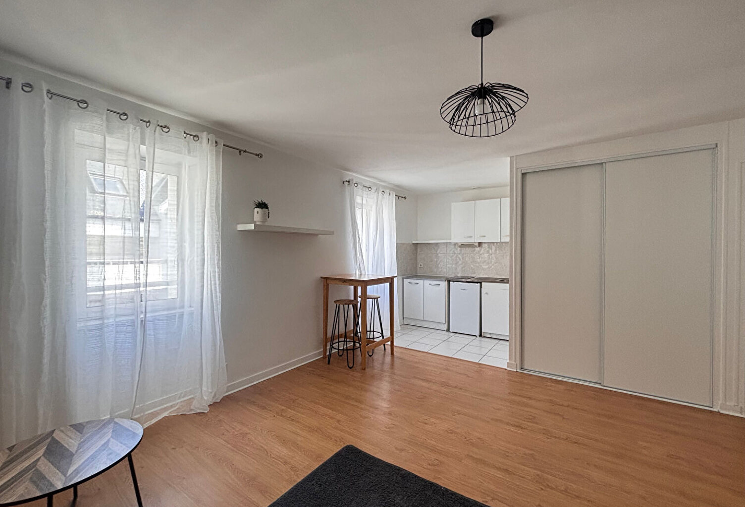 Appartement T1 à louer - centre-ville de QUIMPER — photo 1