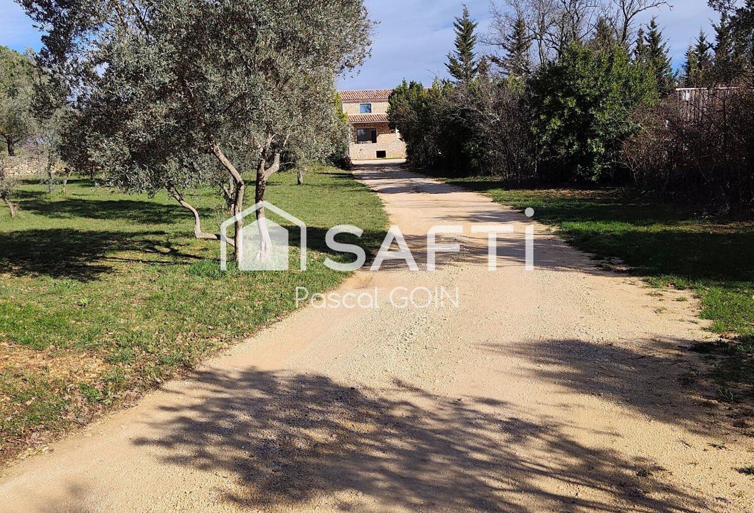 Mas récent de 220 m² à Issirac limite Gard Ardèche — photo 1