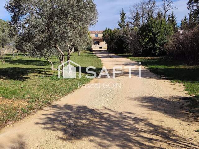 Mas récent de 220 m² à Issirac limite Gard Ardèche — photo du bien