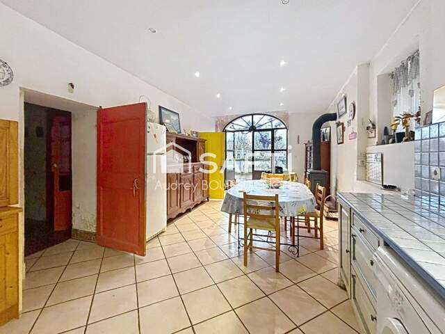 Maison en pierre XIXe · 156 m² + 67 m² de combles — photo du bien