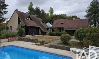 Maison 8 Pièces 233 m² à vendre à Bressolles (03000)
