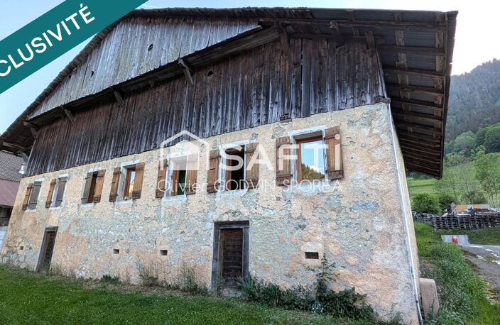 Ferme haut savoyarde de 1848 à rénover dans un village traditionnel de la vallée d'Abondance — photo 2