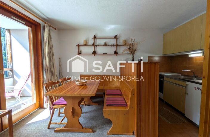 Grand studio dans résidence avec piscine chauffée et parking — photo 2