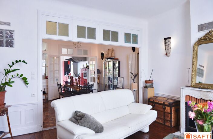 Rare en centre-ville : 173 m² habitables, DPE B, jardin et dépendance — photo 5