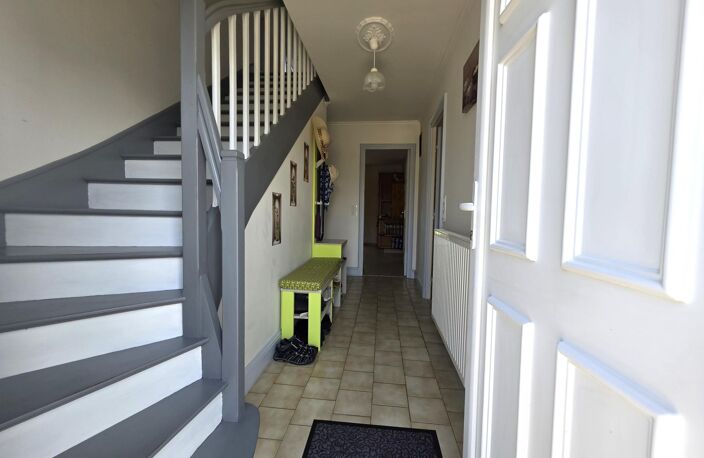 Belle maison traditionnelle avec vie de plain-pied ! Double garage, atelier, cave. — photo 3