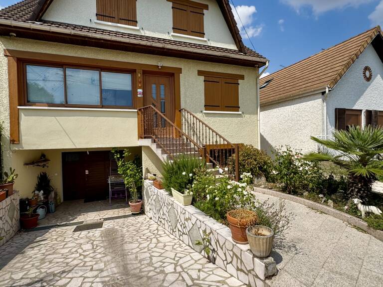 Vente Maison traditionnelle 6 pièces — photo 1