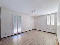 Immeuble 108 m², 2 apartements, garage et remise — photo 2