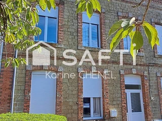 Maison de ville 2 ch dépendance et jardin — photo du bien