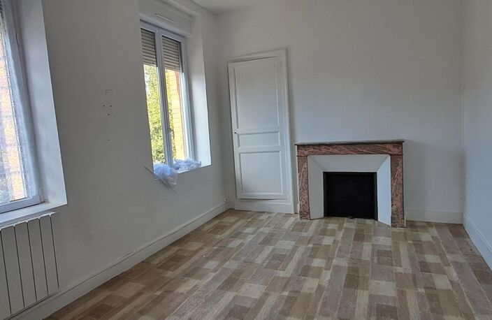 Maison de ville 2 ch dépendance et jardin — photo 3