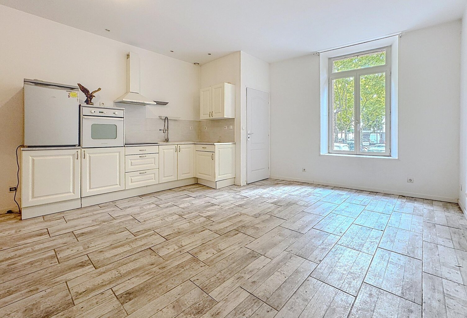 Maison de ville rénovée avec cave voutée — photo 1
