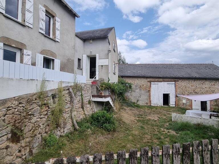 Maison 147 m² Mayet de Montagne avec grange 150 m² — photo 1