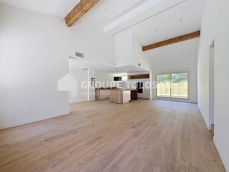 Longere — photo 1