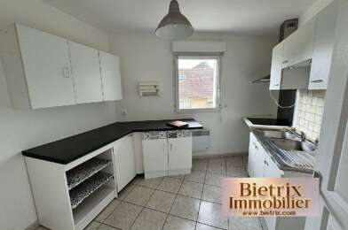 Appartement 3 pièces 956 €