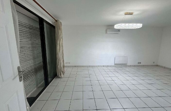 Location appartement 2 pièces 49 m² à Bondy (93140) — photo 3