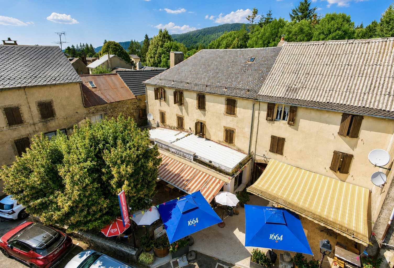 Auberge / Restaurant — photo 1