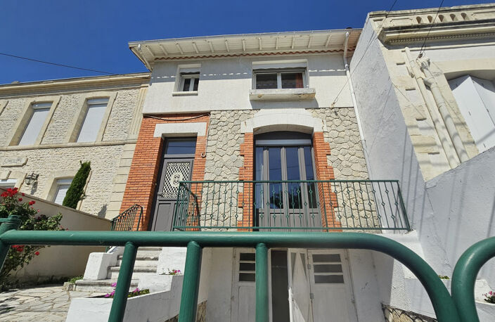 MAISON DE VILLE DE CARACTERE — photo 2