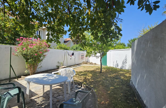 MAISON DE VILLE DE CARACTERE — photo 3