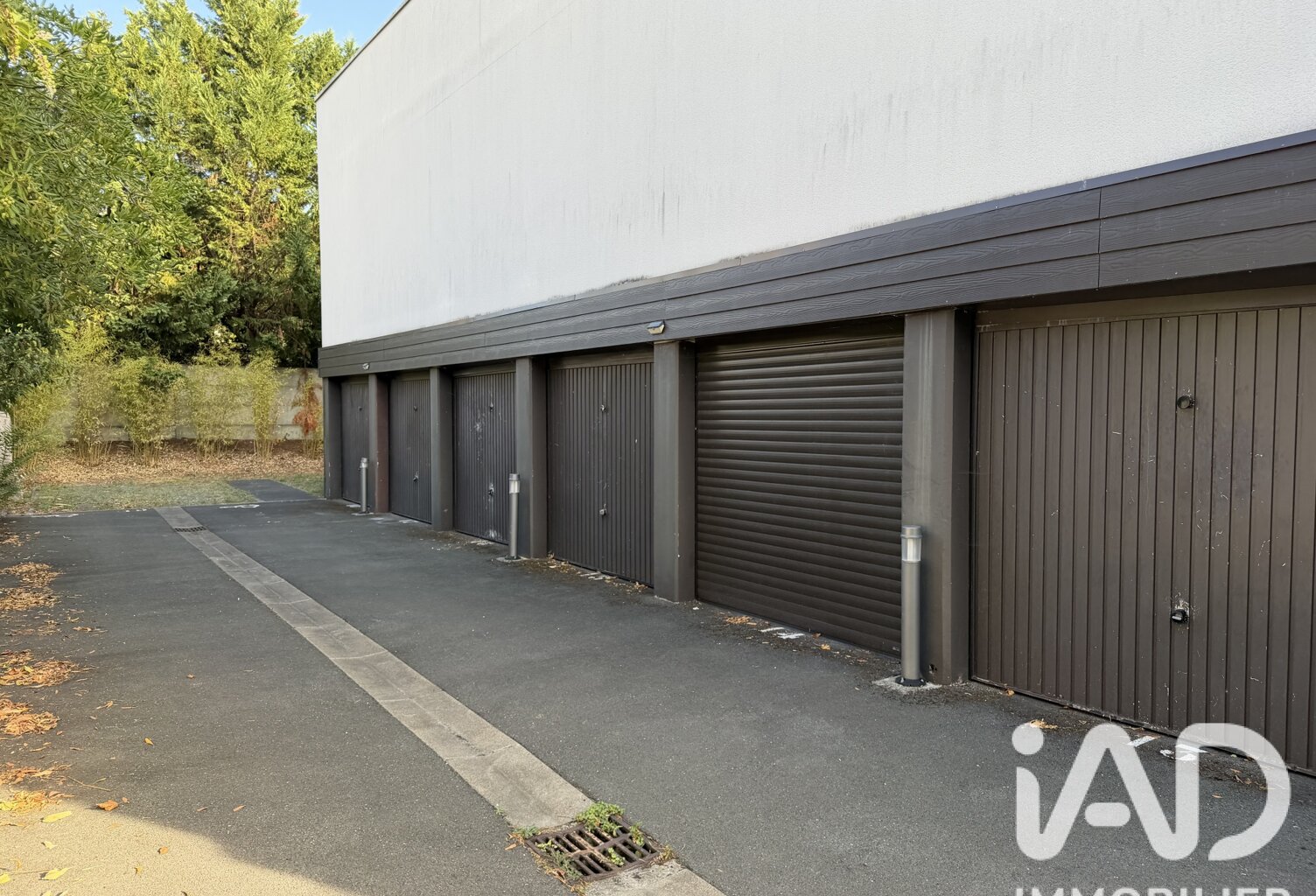 Vente Garage 13 m&sup2; — photo 1