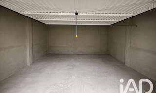 Garage  27 m² à vendre à Fleury (11560)