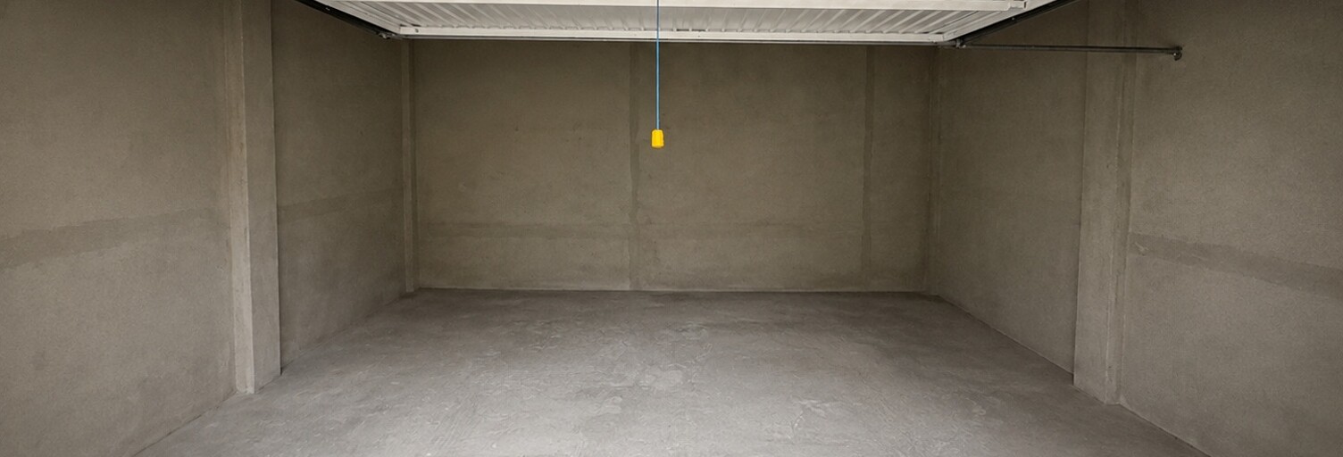 Garage  27 m² à vendre à Fleury (11560)
