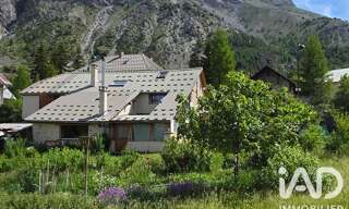 Maison 5 Pièces 118 m² à vendre à Val-d'Oronaye (04530)