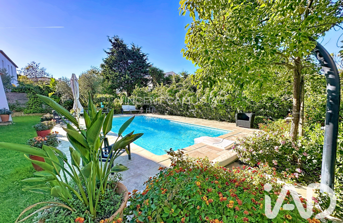 Vente Maison/villa 8 pièces — photo 2