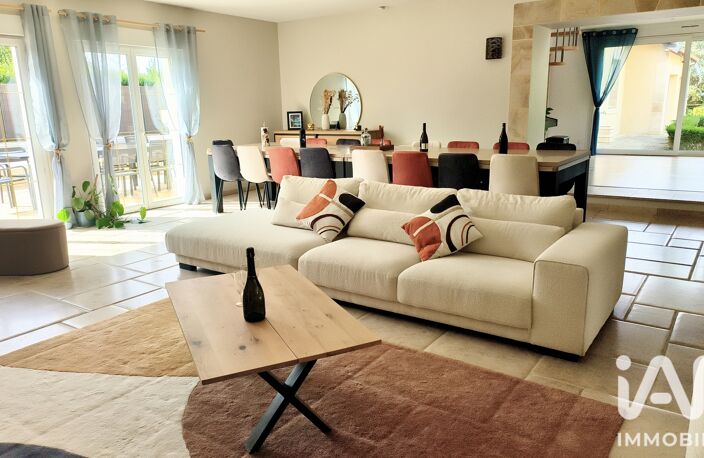 Vente Maison traditionnelle 10 pièces — photo 2