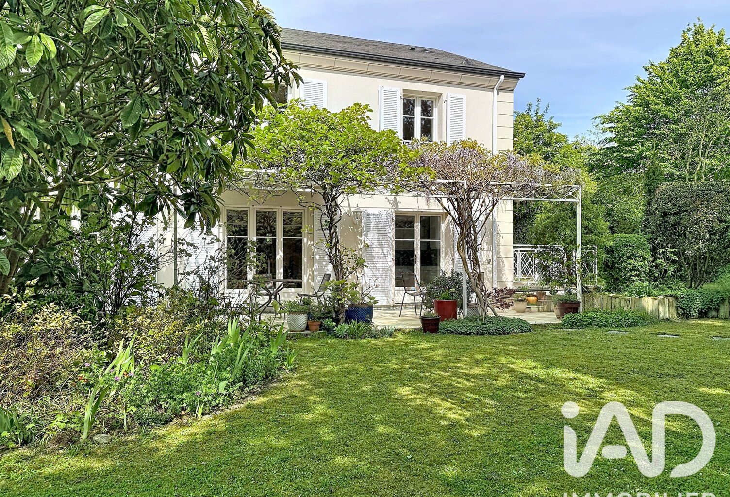 Vente Maison/villa 9 pièces — photo 1