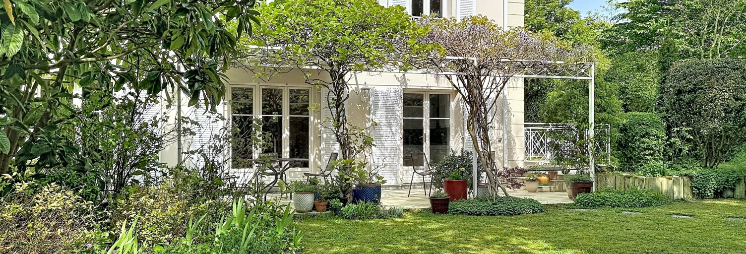 Maison 9 Pièces 222 m² à vendre à Saint-Prix (95390)