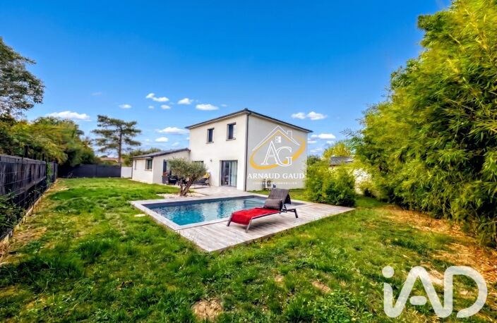 Vente Maison/villa 6 pièces — photo 2