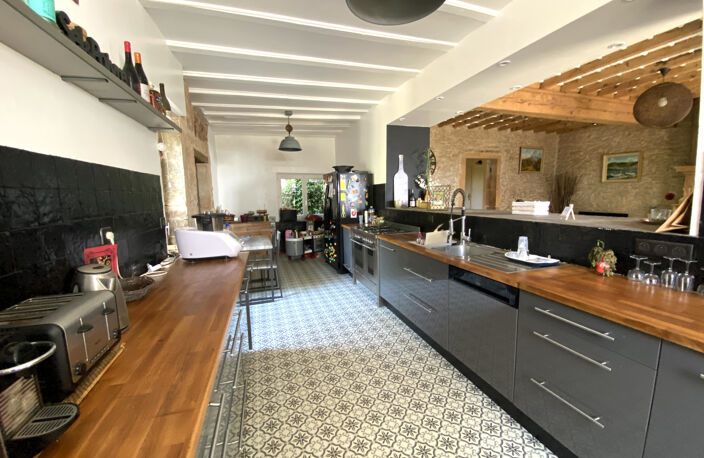 Maison de charme, 8 pièces, 235m2 -POMMIERS- — photo 4