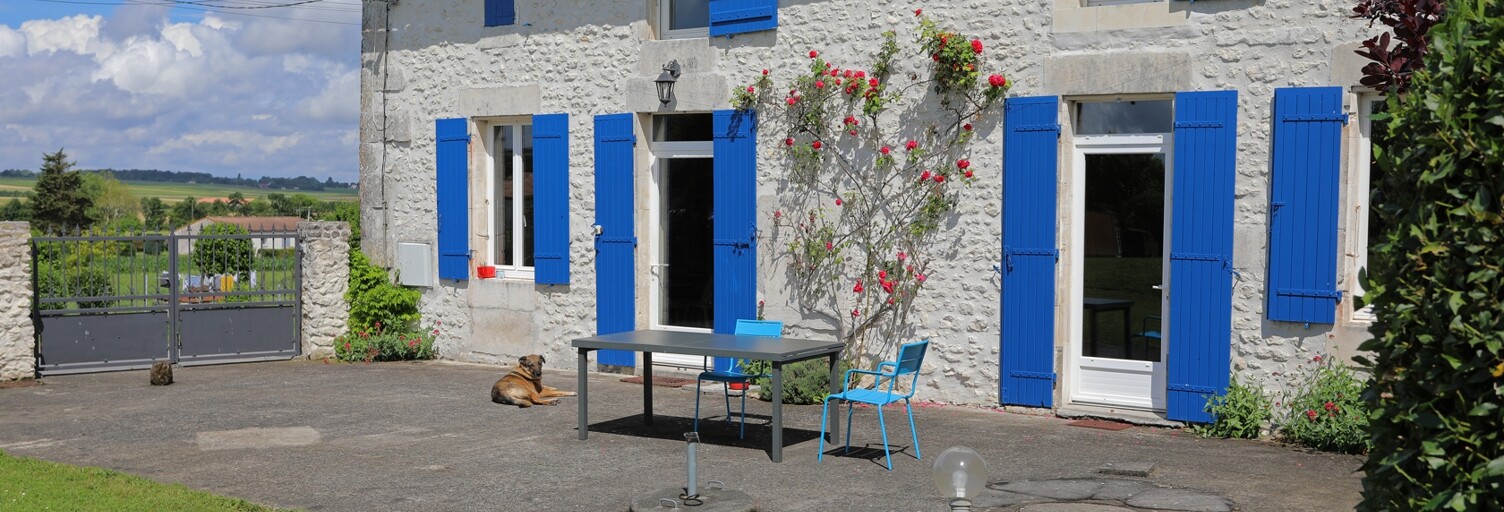 Maison 6 Pièces 213 m² à vendre à Réaux-sur-Trèfle (17500)