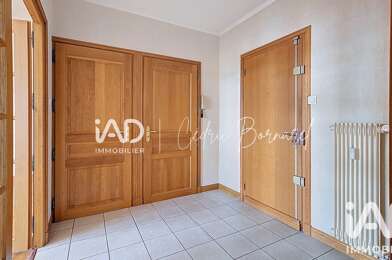 Appartement 4 pièces 162000 €