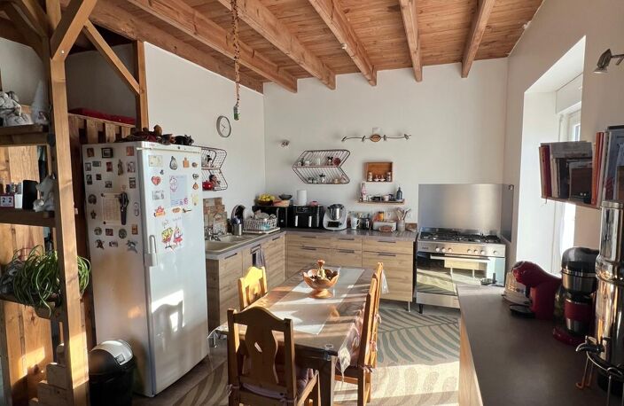 Vente Maison/villa 6 pièces — photo 3