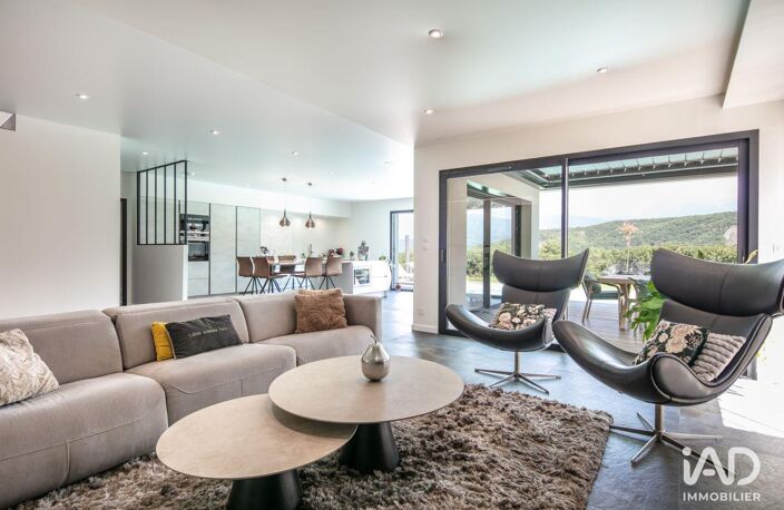 Vente Maison/villa 5 pièces — photo 3