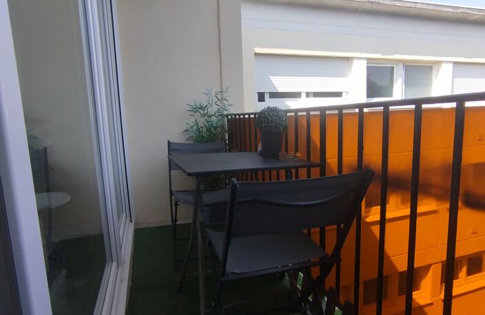 Vente Appartement 3 pièces — photo 2