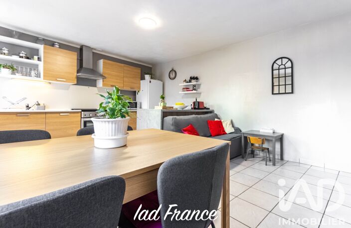 Vente Maison de ville 4 pièces — photo 2