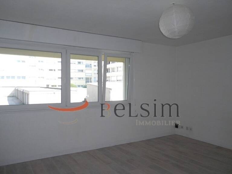Quartier SABLON - F1 spacieux et calme — photo 1