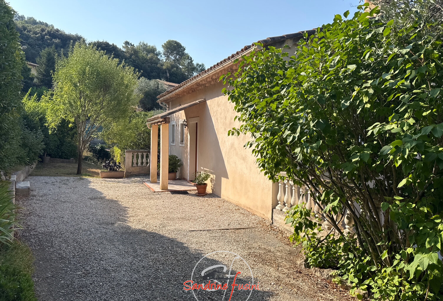 Gilette   Villa 5 pièces avec vaste terrain et vue dégagée — photo 1