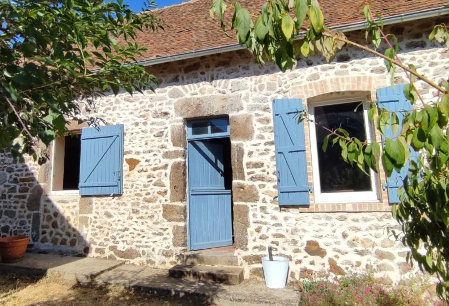 Maison de Campagne MEZIERE SOUS LAVARDIN 1h3192 m² de terrain — photo 1