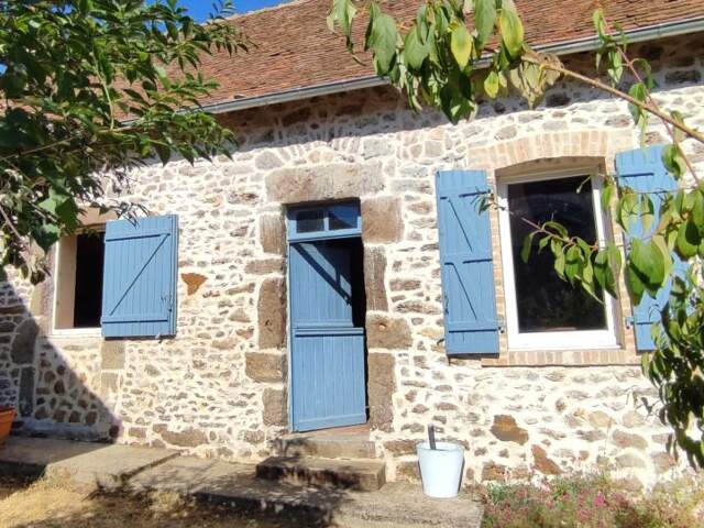 Maison de Campagne MEZIERE SOUS LAVARDIN 1h3192 m² de terrain — photo du bien