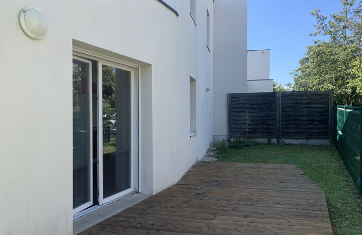 MAISON T3 _ 65m2 avec GARAGE _ LOTISSEMENT 'HAUTS DU LAC' CO — photo 2