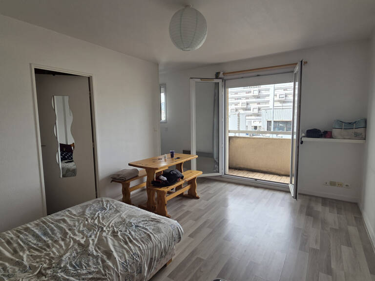 Studio - Balcon et parking - CHU Montpied — photo 1