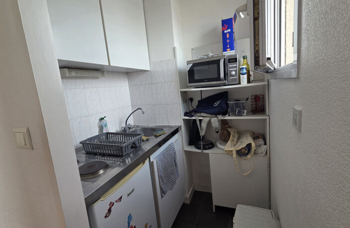 Studio - Balcon et parking - CHU Montpied — photo 2